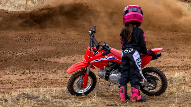 Honda CRF50F ülésmagasság